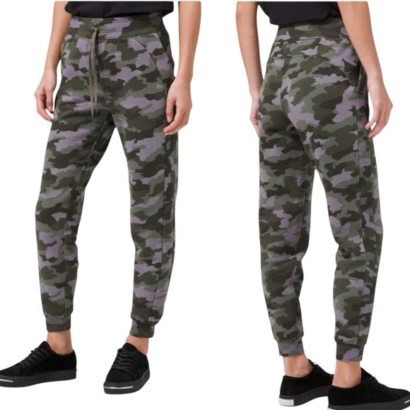 LULULEMON Scuba Heritage 365 Camo Dusky Lavende HR Fleece 28" Joggers Size 4 - Picture 13 of 13